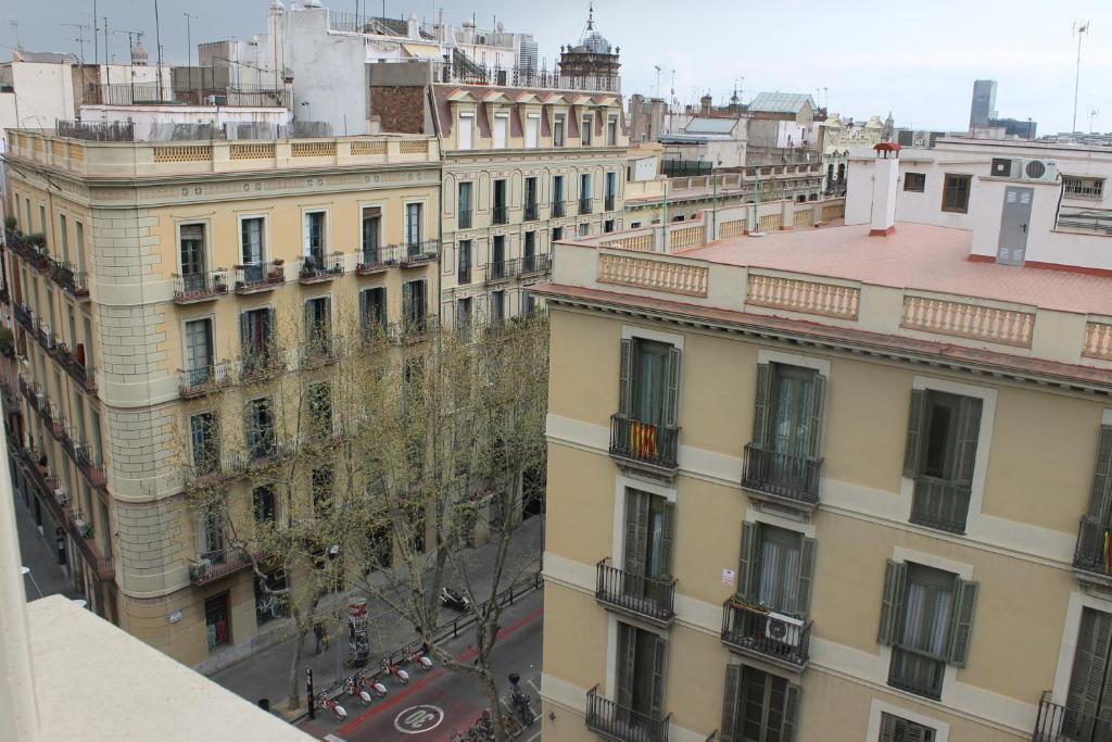 Hostal Ribagorza Barcelona Habitación foto